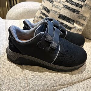 Anodyne men’s sneakers
